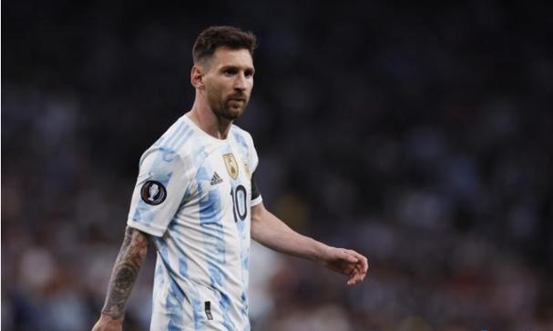 陪高三儿子“撞墙”式美本申请，我才明白：这场“注定失败”的申请，才是他最好的成人礼